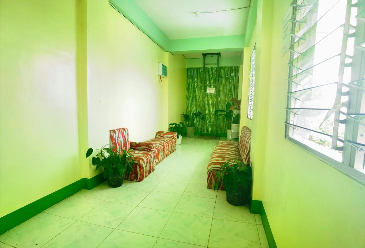 Reddoorz At D128 Lodge Cagayan Valley Tuguegarão Exterior foto
